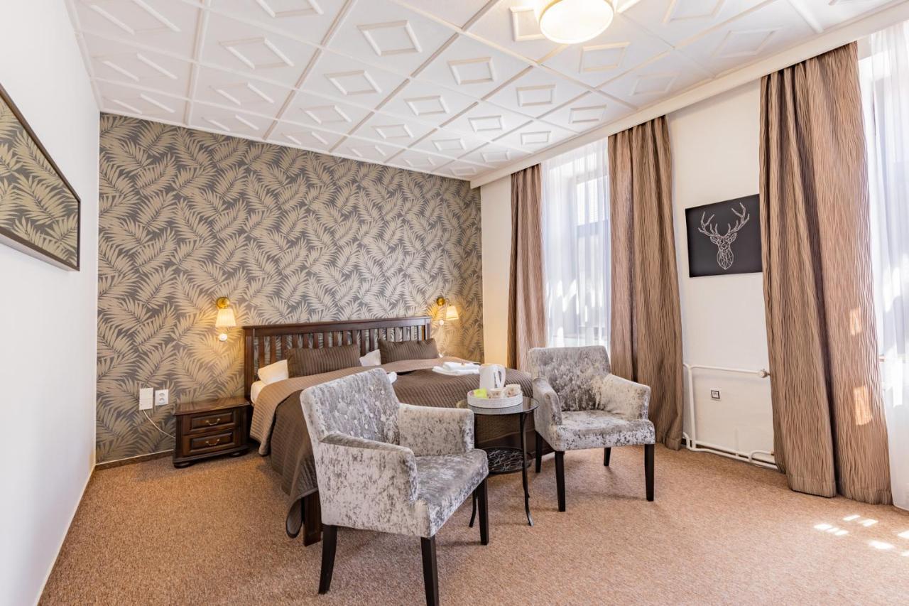 Hotel Amadeus Budweis Exterior foto