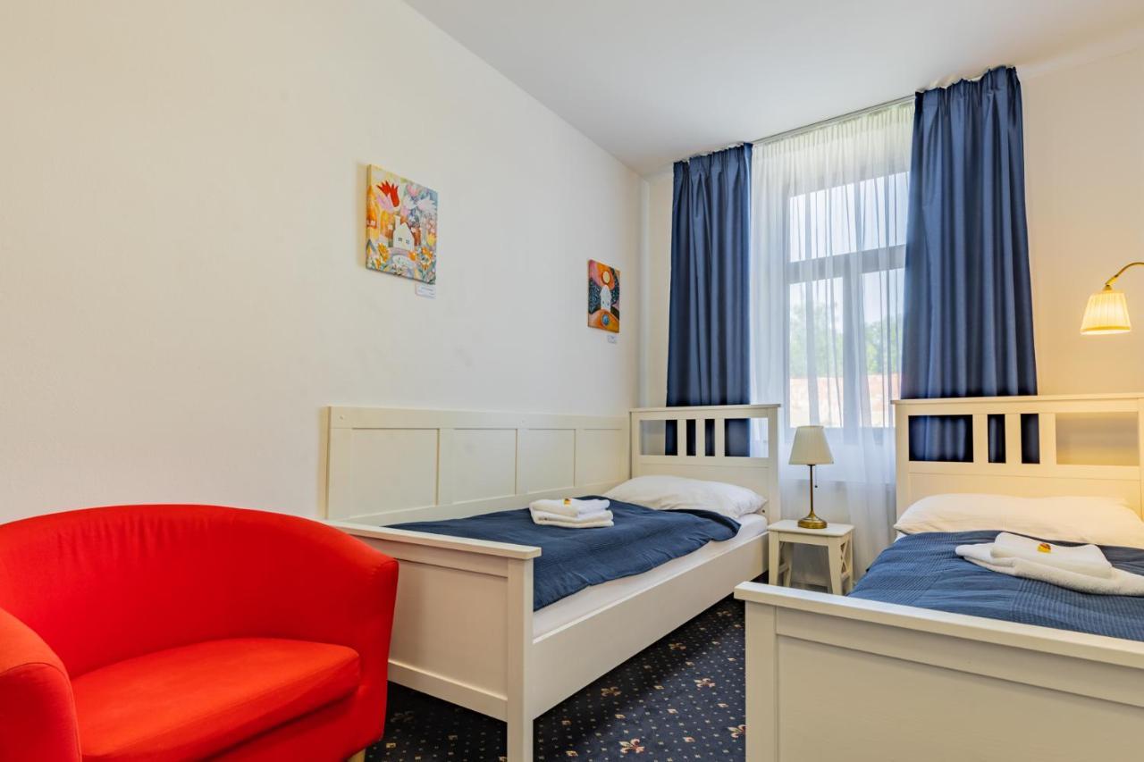 Hotel Amadeus Budweis Exterior foto