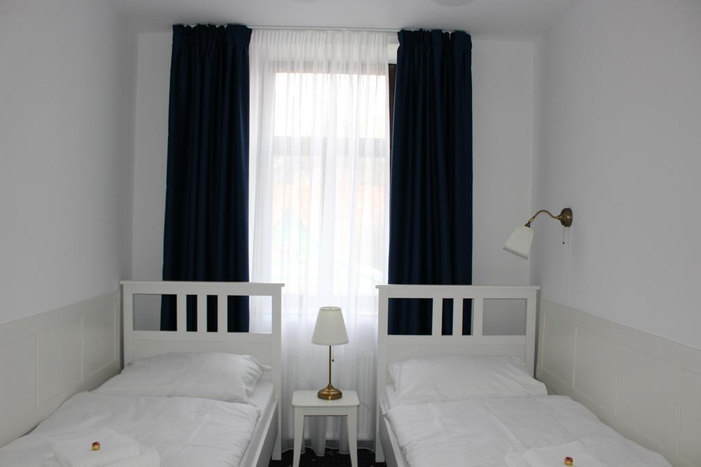 Hotel Amadeus Budweis Exterior foto