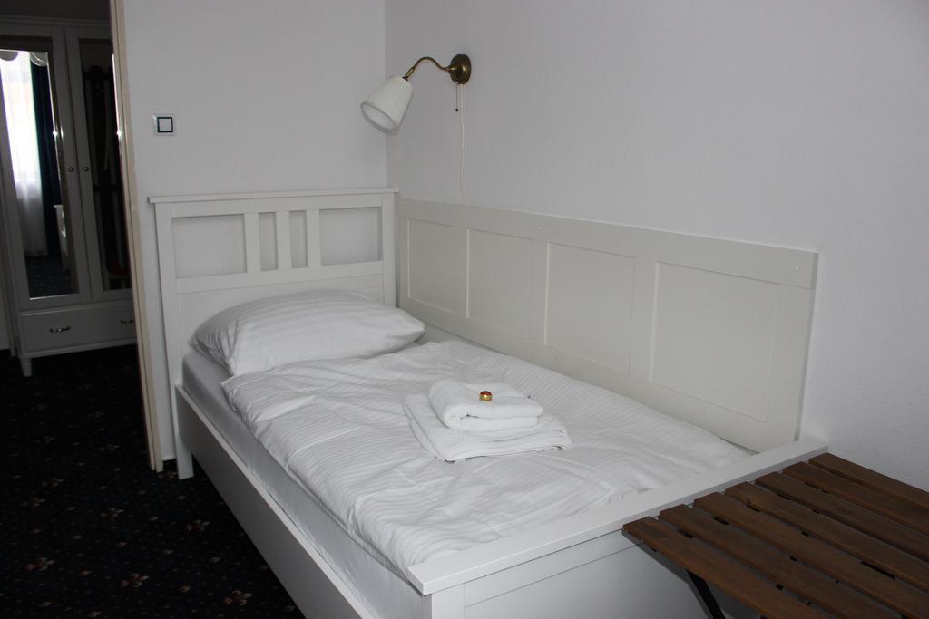 Hotel Amadeus Budweis Exterior foto