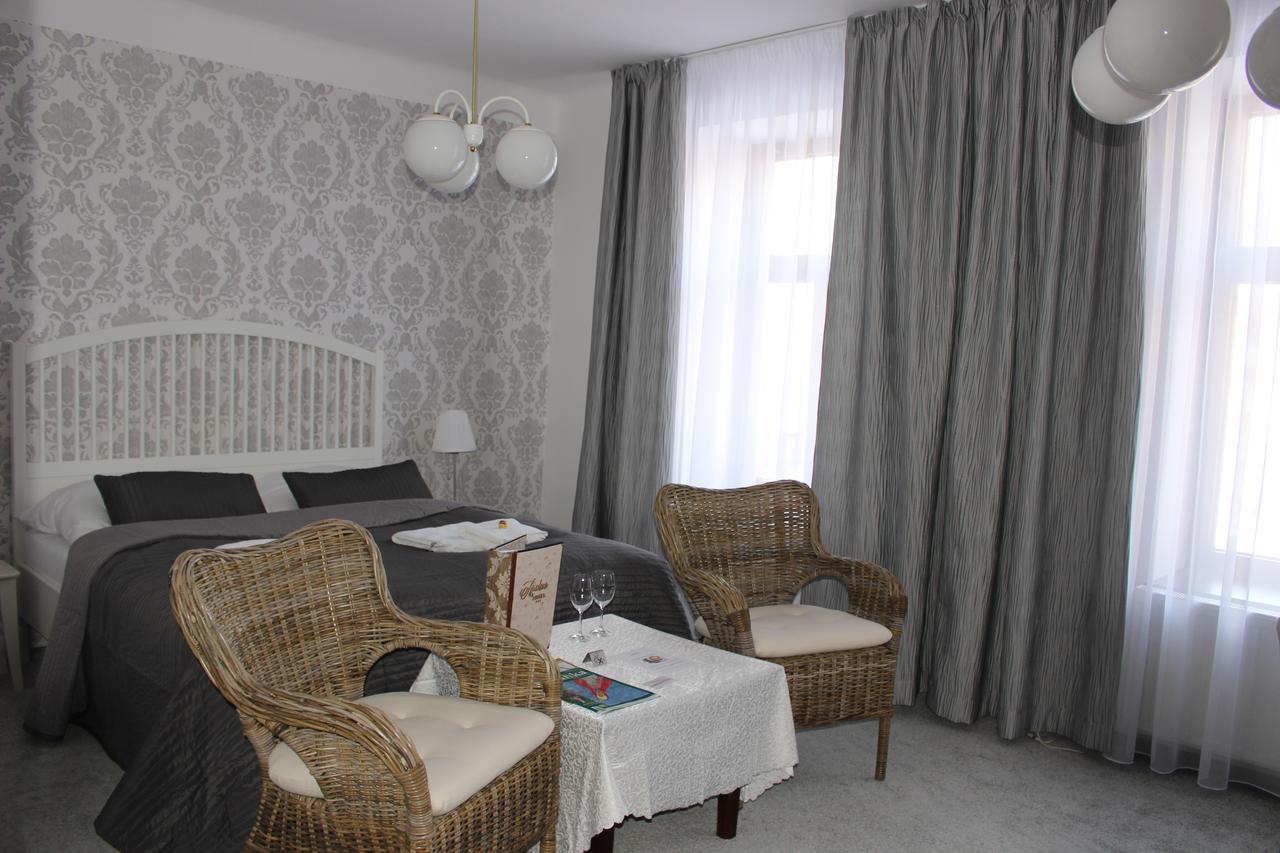 Hotel Amadeus Budweis Exterior foto